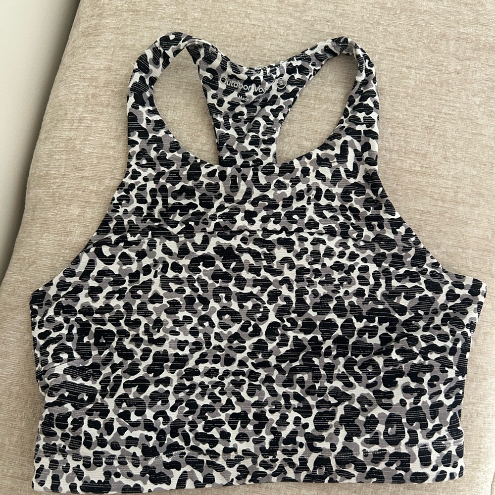 Outdoor Voices Black and Gray Patterned Sports Bra